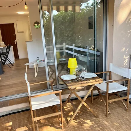 Apartment En Bord De